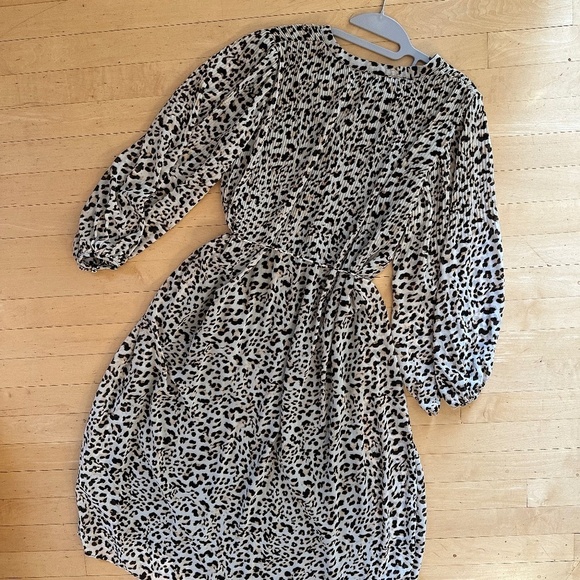 Banana Republic  Cheeta print maxi dress, XS, DH111 - Picture 6 of 6
